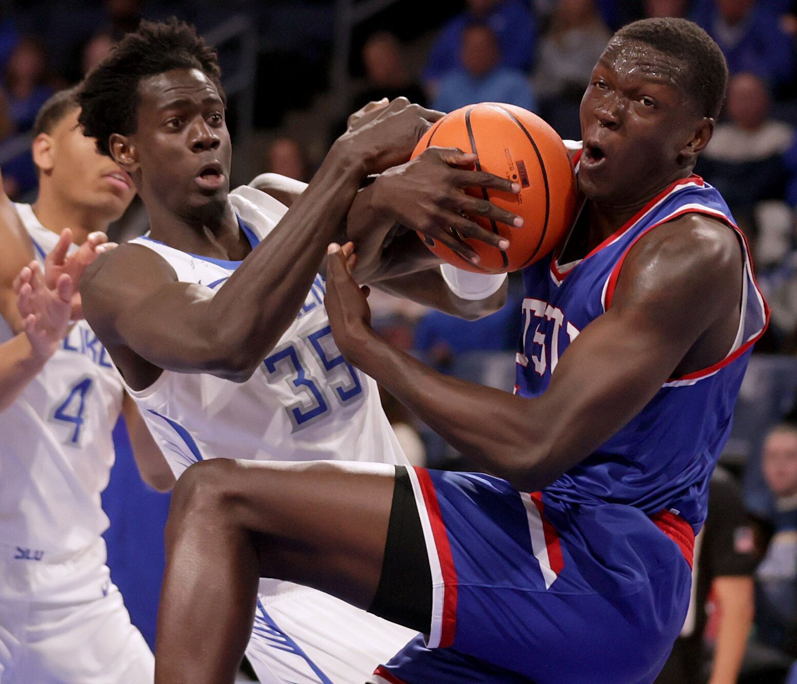Billikens 80, Tigers 63